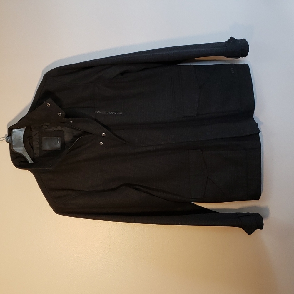 KR3W Peacoat